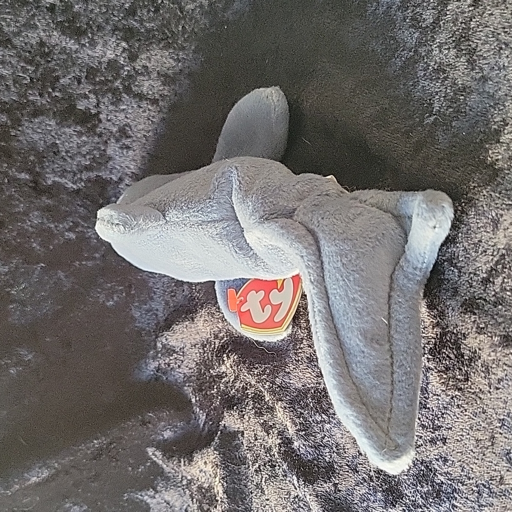 TY 1996 Crunch the shark beanie baby - Picture 3 of 10